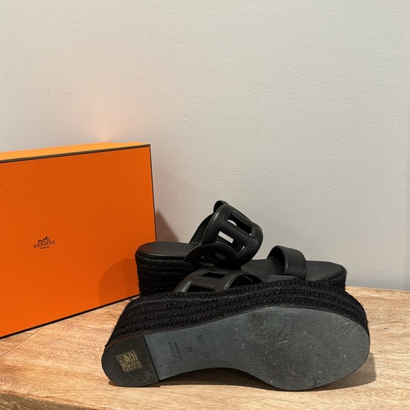 Hermes Ithea Wedge - Picture 4 of 4